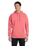 Comfort Colors 1567 Garment Dyed Hooded Pullover S in Neon red orange