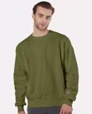 Champion S1049 Logo Reverse Weave Pullover Sweatsh in Fresh olive