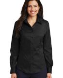 Port Authority L638    Ladies Non-Iron Twill Shirt in Black