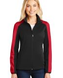 Port Authority L718    Ladies Active Colorblock So in Dp black/r red