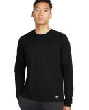 New Era NEA201     Series Performance Long Sleeve  in Black solid