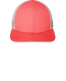 New Era NE207      Snapback Low Profile Trucker Ca in Coral/white