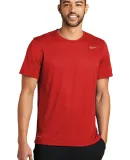 Nike 727982  Legend  Performance Tee University Red