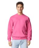 Gildan SF000 Adult Softstyle® Fleece Crew Sweatsh in Pink lemonade