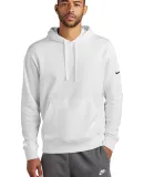 Nike NKDR1499  Club Fleece Sleeve Swoosh Pullover  White