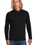 New Era NEA228  Power 1/2-Zip Black