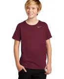 Nike DV7317  Youth Team rLegend Tee in Deepmaroon