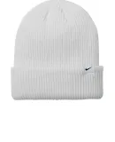 Nike NKFN6310  Terra Beanie in Summitwht