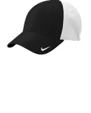 Nike NKFB6447  Dri-FIT Legacy Cap in Blk/white