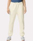 Gildan SF100 Unisex Softstyle Midweight Pocket Swe in Off white