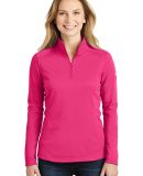 The North Face A3LHC     Ladies Tech 1/4-Zip Fleec in Petticoat pink