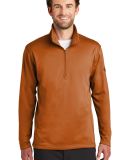 The North Face A3LHB DISCONTINUED      Tech 1/4-Zi in Orange ochre
