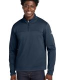 The North Face NF0A8ENJ    Aim 1/4-Zip Fleece in Summit navy