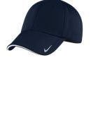 Nike NKFD9718  Dri-FIT Stretch Mesh Sandwich Bill  in Navy/white
