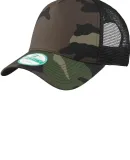 NE205 New Era Snapback Trucker Cap  in Camo/black