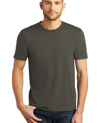 DM130 District Made Mens Perfect Tri-Blend Crew Te DeepestGry