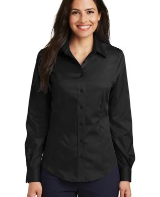 Port Authority L638    Ladies Non-Iron Twill Shirt in Black