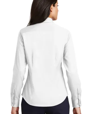 Port Authority L638    Ladies Non-Iron Twill Shirt White