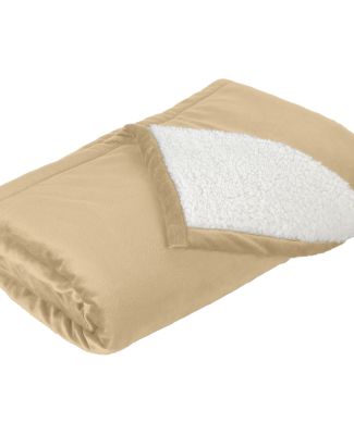 Port Authority BP40    Mountain Lodge Blanket in Soft camel