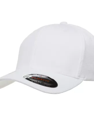 Flexfit 6597 Cool & Dry Sport Cap in White