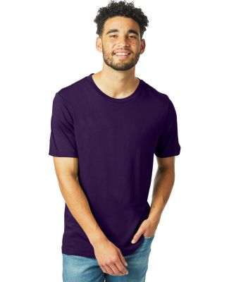 Alternative Apparel 1010 The Outsider T-Shirt in Deep violet