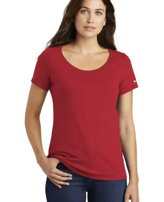 Nike BQ5236  Ladies Core Cotton Scoop Neck  Perfor Gym Red