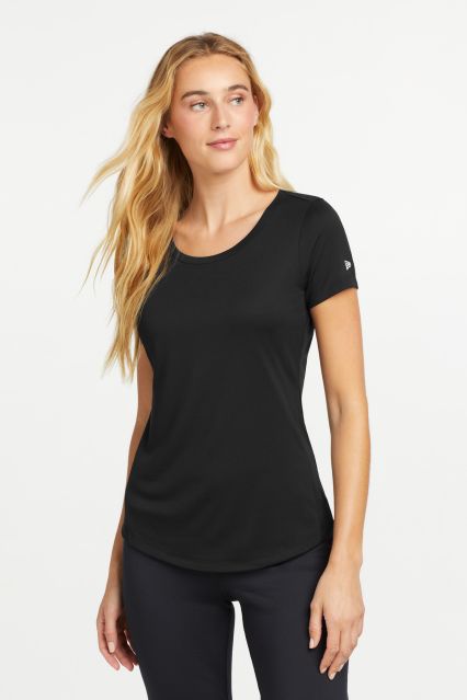 New Era LNEA200 Ladies Series Performance Scoop Te in Black solid