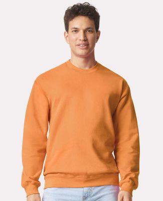 Gildan SF000 Adult Softstyle Fleece Crew Neck Swea in Tangerine