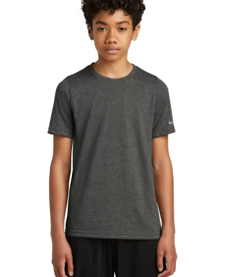 Nike NKDX8787  Youth Swoosh Sleeve rLegend Tee in Dksmokehtr