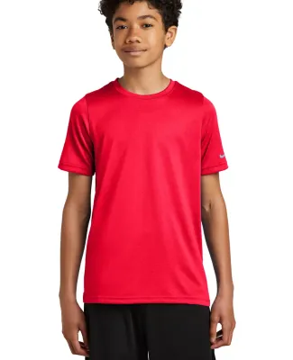 Nike NKDX8787  Youth Swoosh Sleeve rLegend Tee in Unired