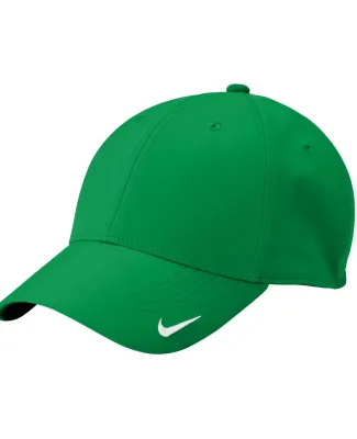 Nike NKFB6447  Dri-FIT Legacy Cap in Applegreen