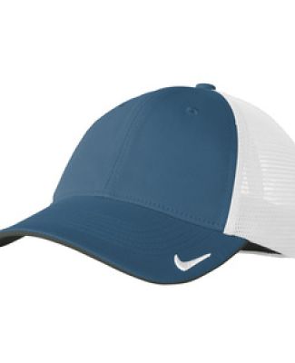 Nike NKFB6448  Stretch-to-Fit Mesh Back Cap in Navy/white