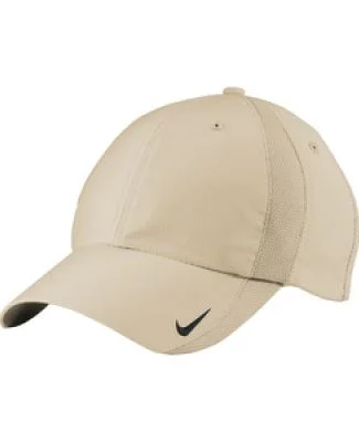 Nike NKFD9709  Sphere Performance Cap in Birch