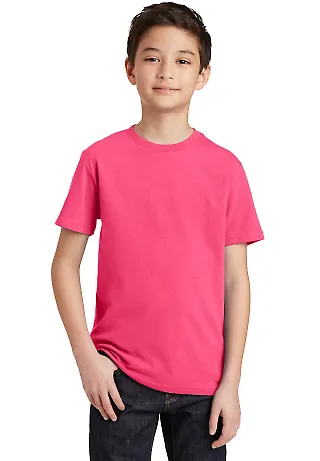 DT5000Y District® Youth The Concert Tee Neon Pink front view