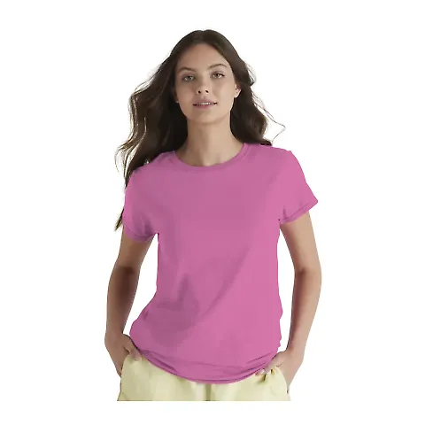 Delta Apparel 1336N Junior 30/1's Tee in Hot pink front view