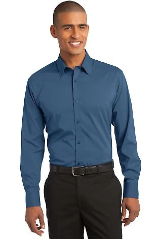 Port Authority S646    Stretch Poplin Shirt in Moonlight blue front view