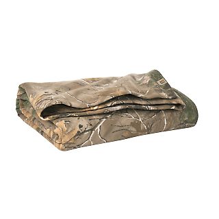 Russell Outdoor RO78BL s Realtree Blanket Realtree Xtra front view