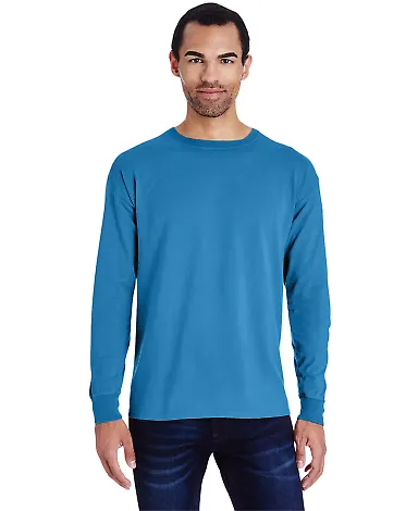 Comfort Wash GDH200 Garment Dyed Long Sleeve T-Shi in Summer sky blue front view