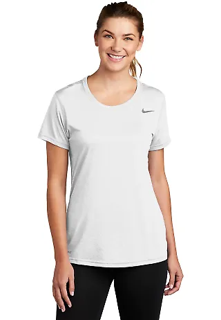 Nike CU7599  Ladies Legend  Performance Tee White front view
