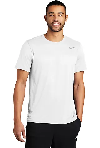 Nike 727982  Legend  Performance Tee White front view