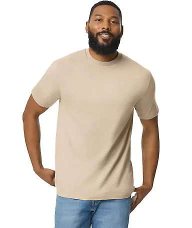 Gildan 65000 Unisex Softstyle Midweight T-Shirt in Sand front view