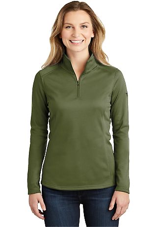 The North Face A3LHC Ladies Tech 1/4-Zip Fleec in Burnt olive gn front view