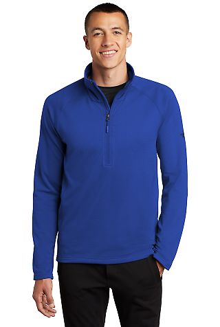 The North Face A47FB     Mountain Peaks 1/4-Zip Fl in Tnf blue front view