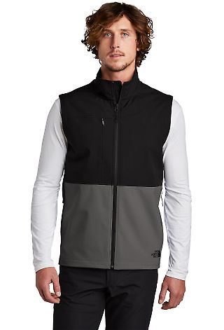 The North Face A5542     Castle Rock Soft Shell Ve in Asphalt grey front view
