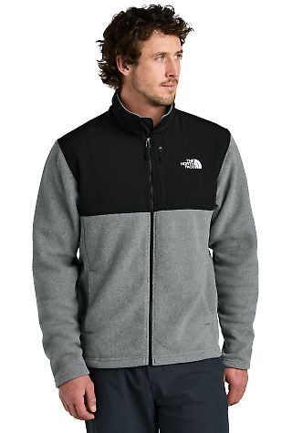 The North Face NF0A8BUQ Highest Peak Full-Zip F in Tnfmdgh/bk front view