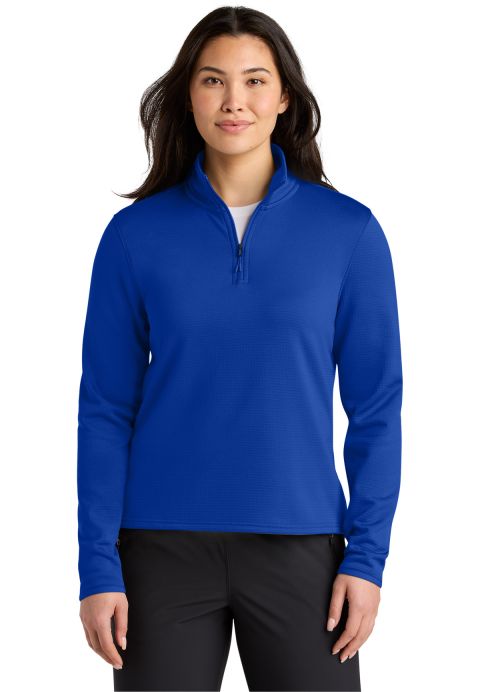 The North Face NF0A8FQK Women's Aim 1/4-Zip Fleec in Tnf blue